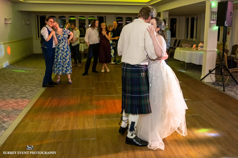 Reportage wedding photography in Surrey by Chris Silk