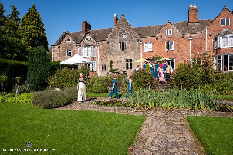 Documentary wedding photographer - Broadfield Court, Herefordshire